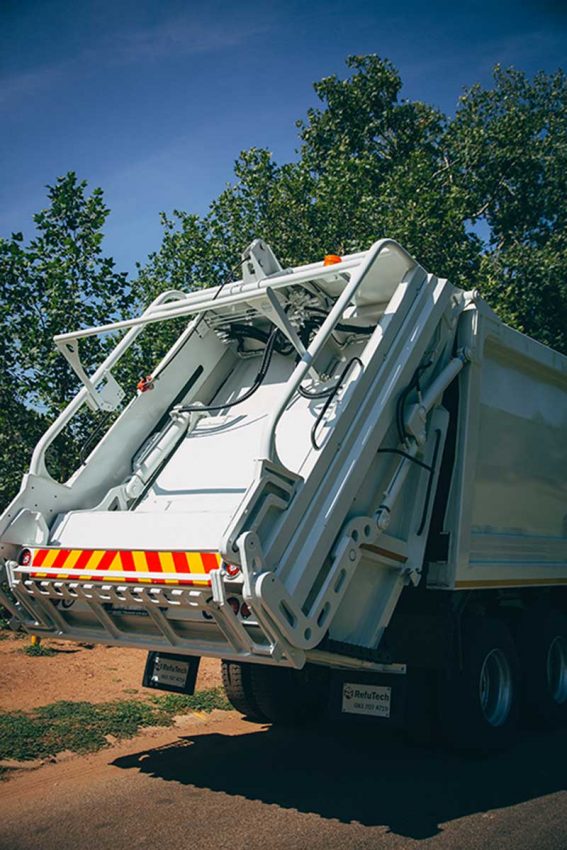 RefuTech Bin-Lifter | Refuse Removal Equipment